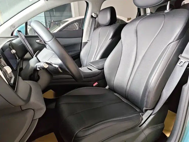 BYD Sealion 05 EV — Фото автомобиля 14