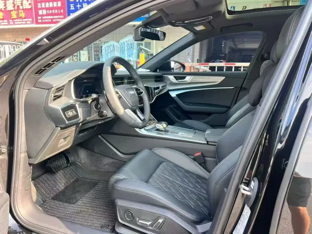 Audi Audi A6L 2026 Model Year 45 TFSI Premium Dynamic — Фото автомобиля 4