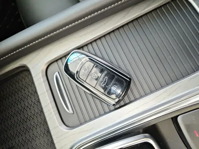 Chery Arrizo 8 — Фото автомобиля 8