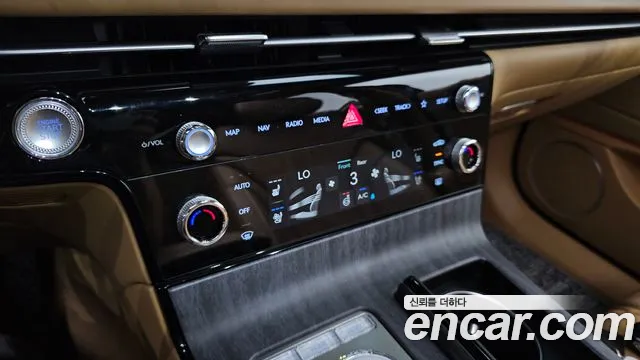 Genesis G80 Бензин 2.5 турбо 2WD — Фото автомобиля 27