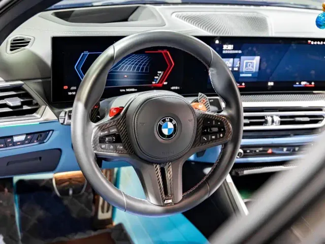 BMW M3 — Фото автомобиля 6