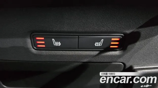 Land Rover Range Rover Velar — Фото автомобиля 18