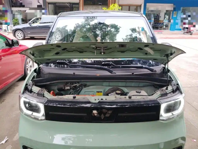 Wuling Hongguang Mini EV — Фото автомобиля 10