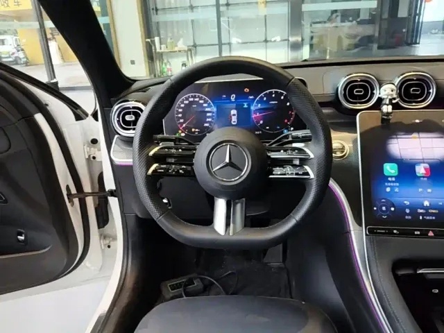 Mercedes-Benz C-Class — Фото автомобиля 10