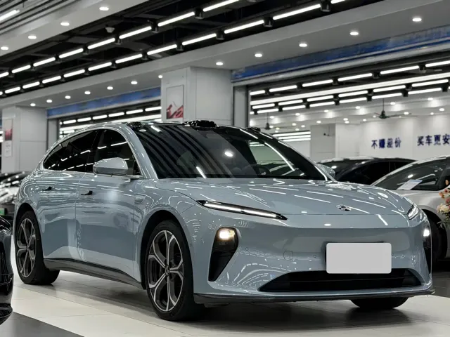 Nio ET5 Touring — Фото автомобиля 2