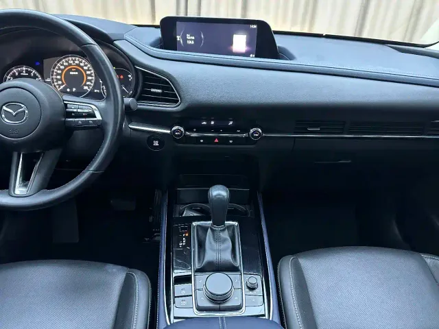 Mazda CX-30 — Фото автомобиля 15