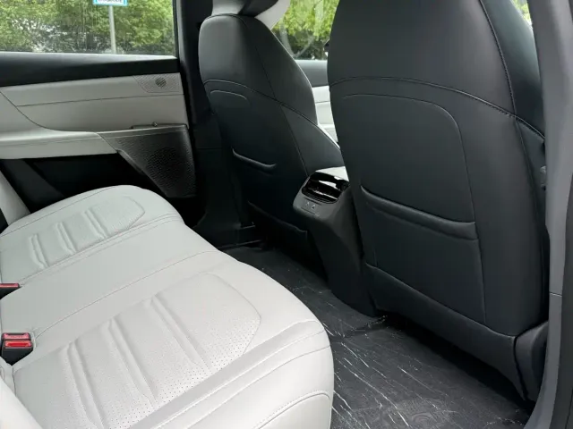 Dongfeng Yipai eπ007 2024 620Pro Edition — Фото автомобиля 14