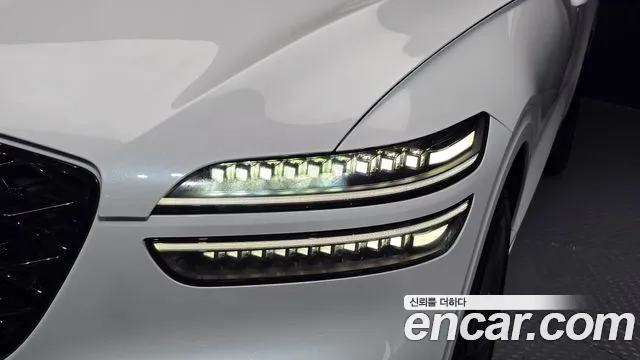 Genesis GV70 — Фото автомобиля 7