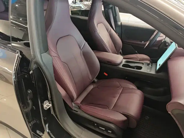 Nio ET5 Touring — Фото автомобиля 24