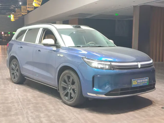 Aito M7 — Фото автомобиля 3