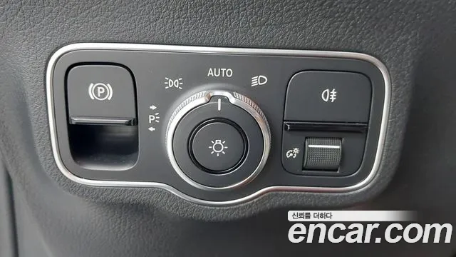 Mercedes-Benz EQA — Фото автомобиля 20