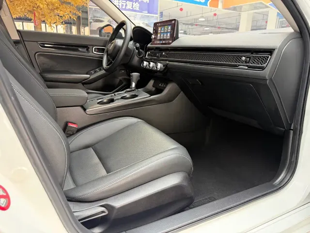 Honda Civic — Фото автомобиля 19