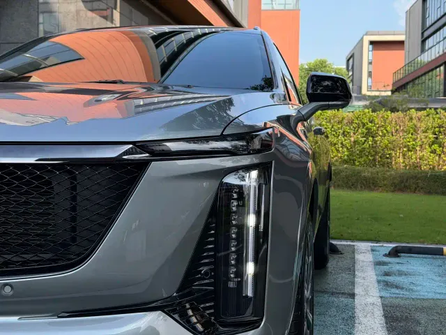 Cadillac XT5 — Фото автомобиля 4