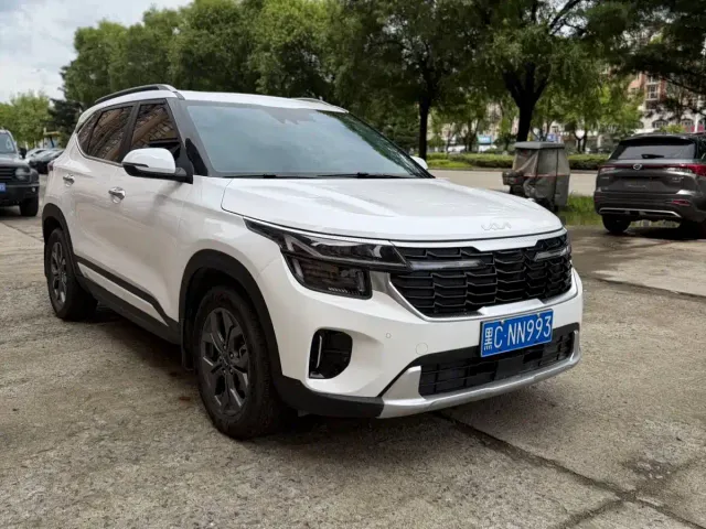 Kia Seltos — Фото автомобиля 3