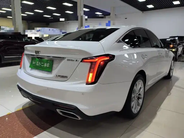 Cadillac CT5 — Фото автомобиля 6