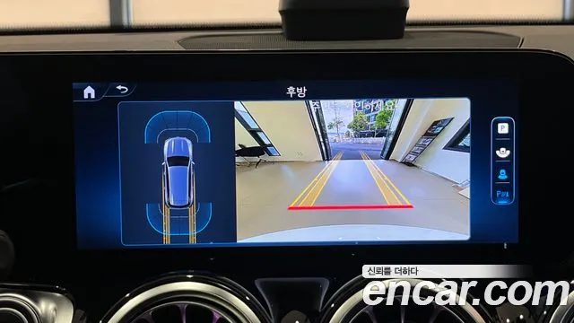 Mercedes-Benz GLB-Class — Фото автомобиля 14