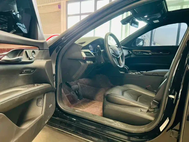 Cadillac CT6 — Фото автомобиля 10