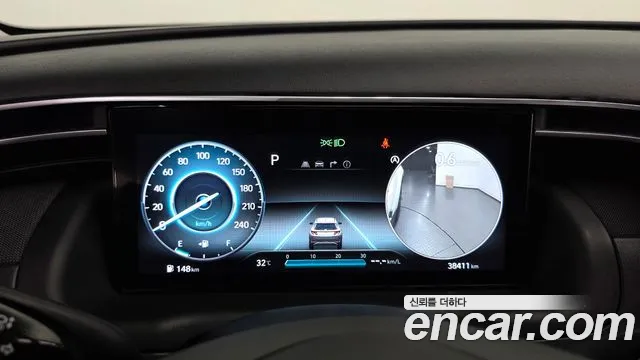 Hyundai Tucson Tucson (NX4) Бензин 1.6 турбо 2WD — Фото автомобиля 8
