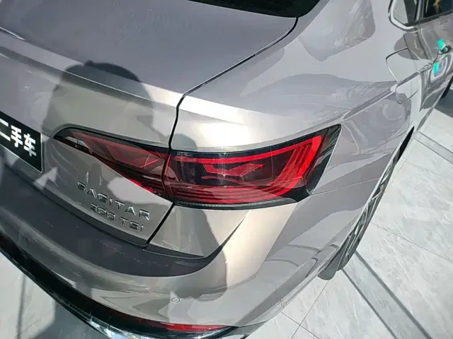 Volkswagen Sagitar — Фото автомобиля 7
