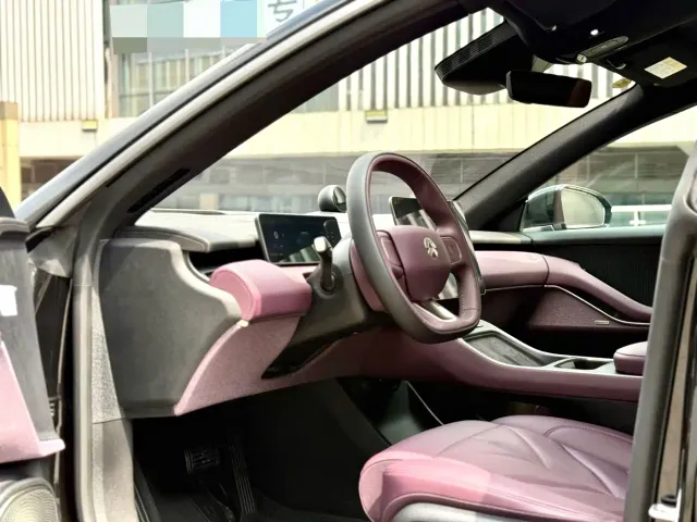 Nio ET5 Touring — Фото автомобиля 11