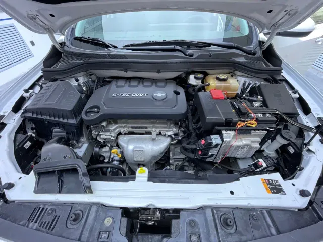 Chevrolet Monza — Фото автомобиля 20