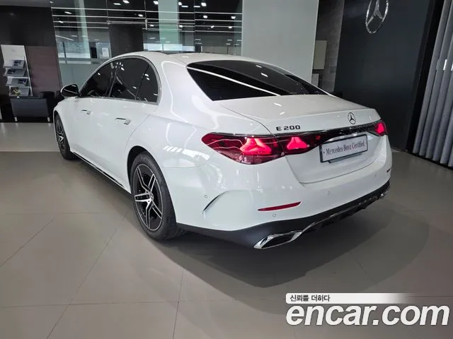Mercedes-Benz E-Class W214 — Фото автомобиля 2