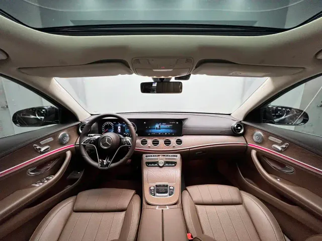Mercedes-Benz E-Class — Фото автомобиля 6