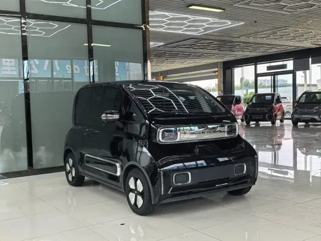 Baojun Baojun KiWi EV 2023 Smart Luxury Edition LFP — Фото автомобиля 3
