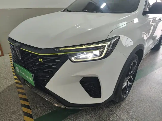 Roewe RX5 — Фото автомобиля 23