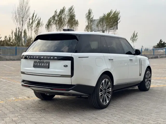 Land Rover Range Rover — Фото автомобиля 6