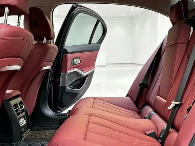 BMW 3 Series — Фото автомобиля 13
