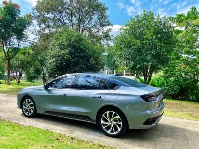 Ford Mondeo — Фото автомобиля 4