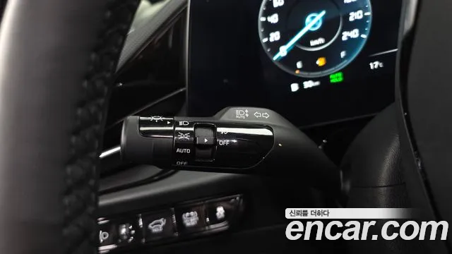 Kia Niro The All New — Фото автомобиля 30
