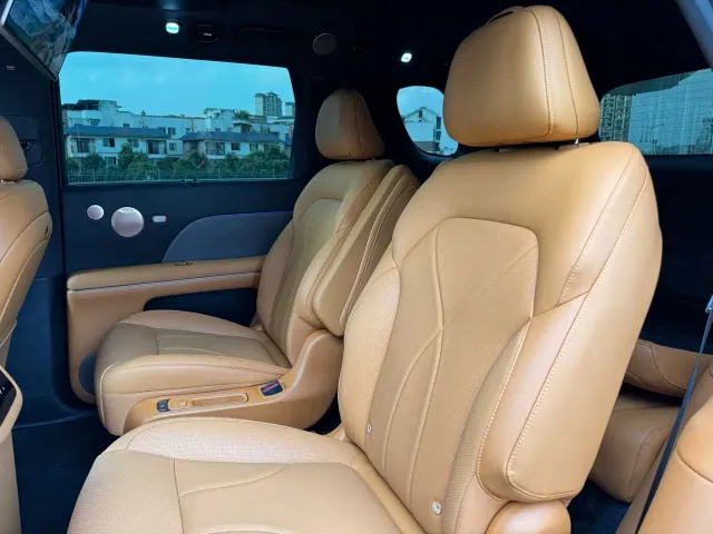 IM Motors LS8 — Фото автомобиля 10