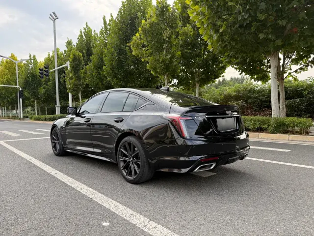 Cadillac CT5 — Фото автомобиля 8
