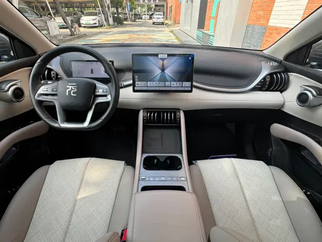 BYD Yuan PLUS — Фото автомобиля 11