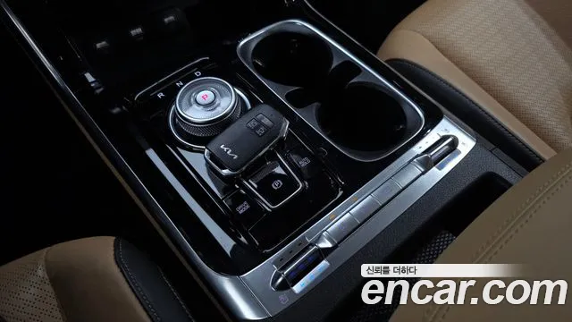 Kia Canival Carnival 4 поколение Бензин 9 мест Signature — Фото автомобиля 9