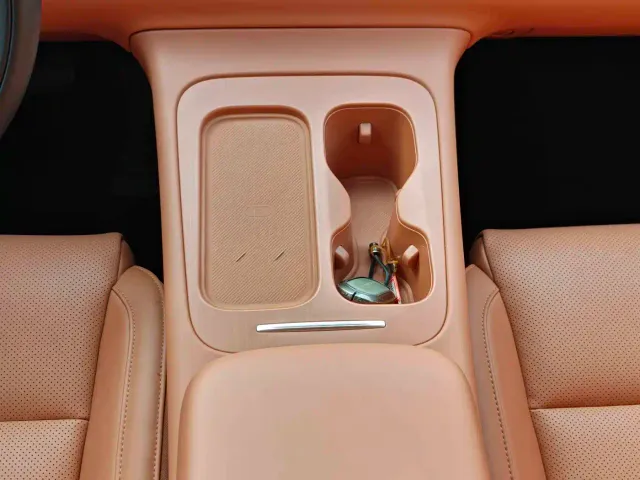 Leapmotor C16 — Фото автомобиля 20