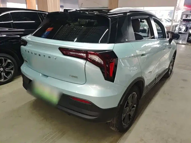 Geely Geometry E Firefly — Фото автомобиля 6