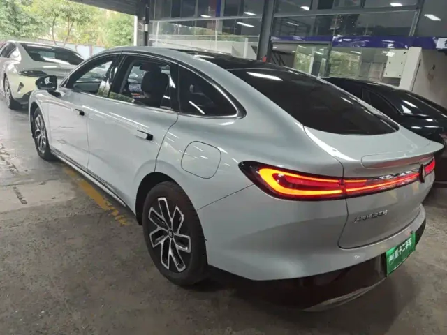 Baojun Xiangjing — Фото автомобиля 4