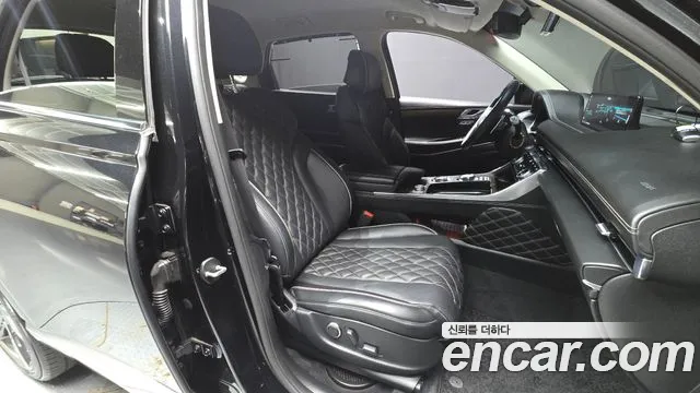 Genesis GV80 — Фото автомобиля 16
