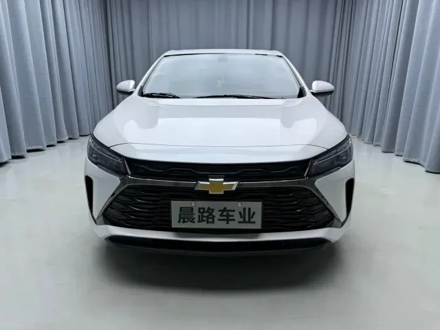 Chevrolet Monza — Фото автомобиля 2