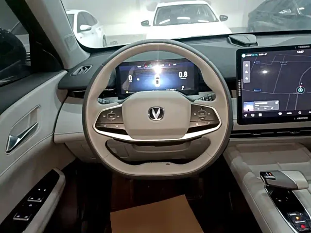 Changan UNI-Z — Фото автомобиля 10