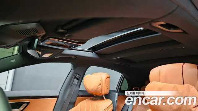 Mercedes-Benz S-Class — Фото автомобиля 27