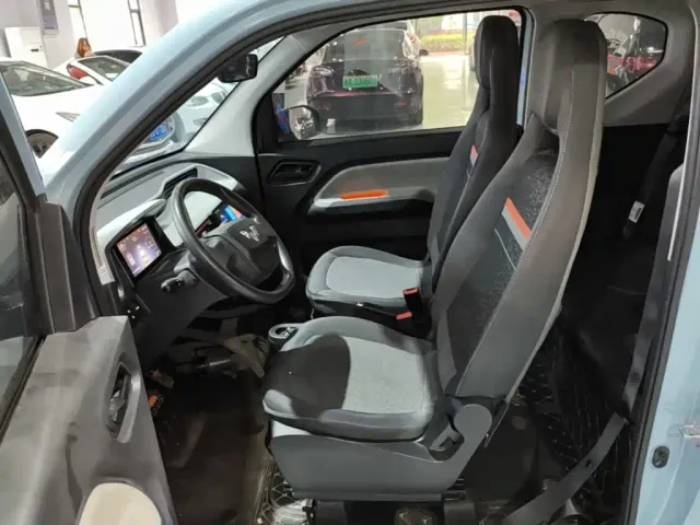 Wuling Hongguang Mini EV — Фото автомобиля 14