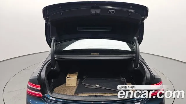 Genesis G80 Бензин 2.5 турбо 2WD — Фото автомобиля 26