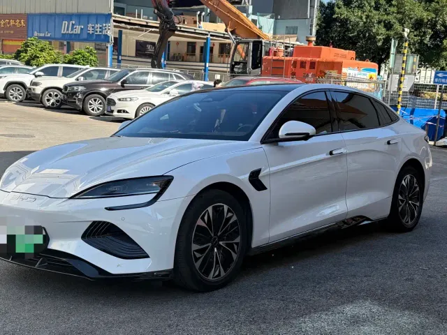 BYD Seal — Фото автомобиля 3