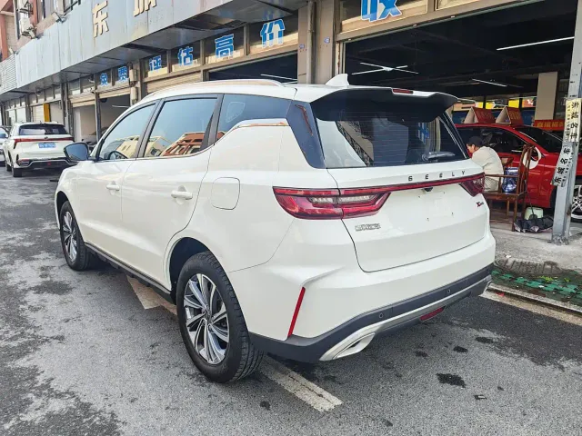 Geely Vision X6 — Фото автомобиля 6
