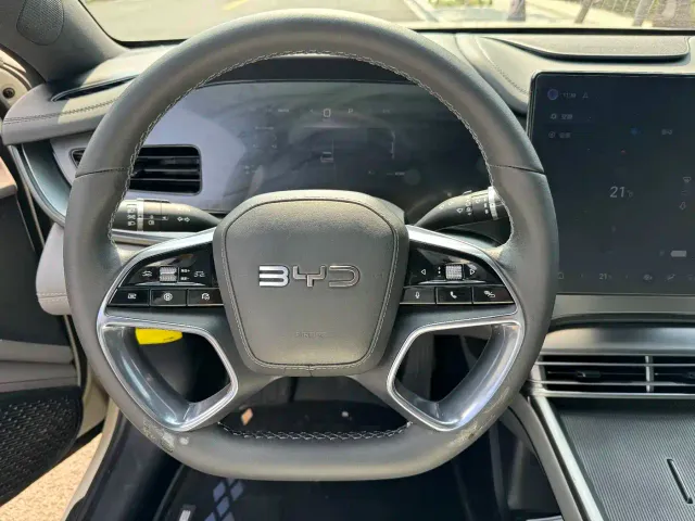 BYD Seal 07 DM-i — Фото автомобиля 11