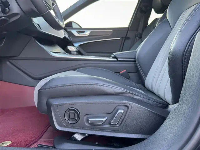Audi A6L — Фото автомобиля 7